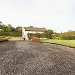 Σπίτι διακοπών New Thatch Farm *