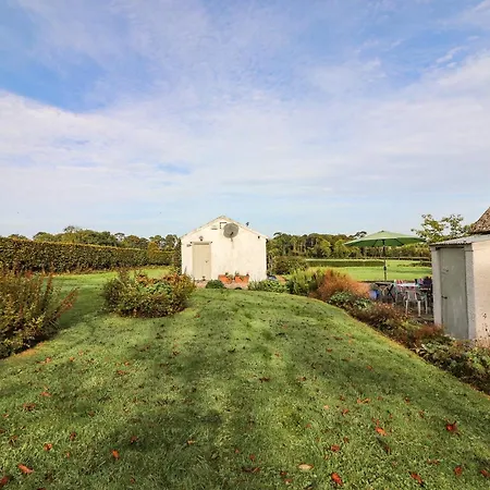 Semesterbostad New Thatch Farm