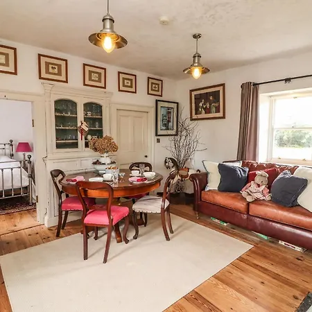 New Thatch Farm Semesterbostad Knocklong