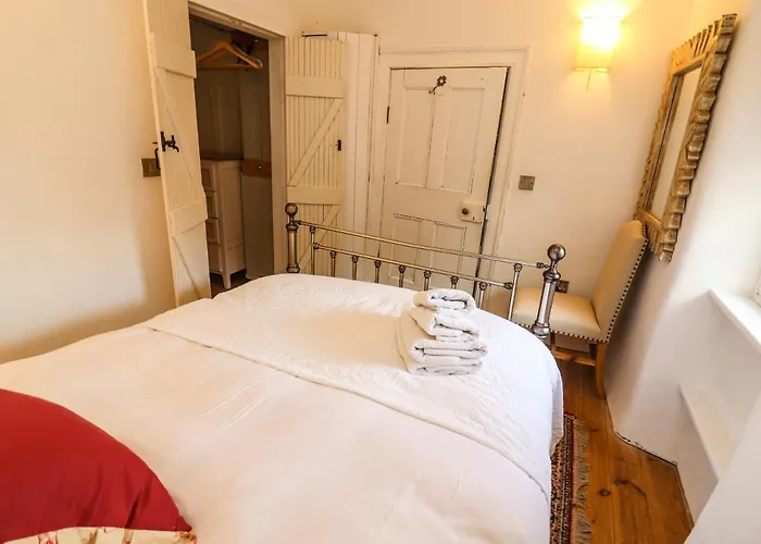 Semesterbostad New Thatch Farm *